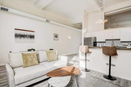 Cozysuites - 2Br With Direct Skybridge Access #5 Indianapolis Exterior foto